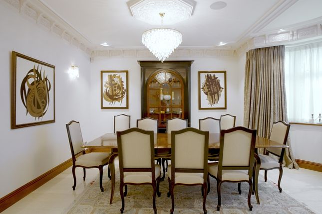 63 Brondesbury Park, London photo 5
