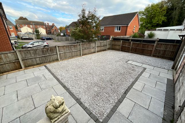 Northfield Avenue, Ilkeston photo 4