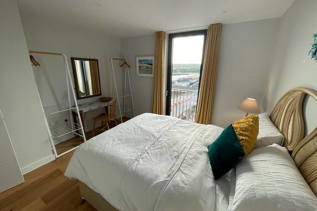 Flat to rent in North Quay, Hayle