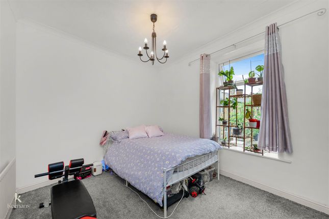 2, Shawfield Lane, Norden photo 4