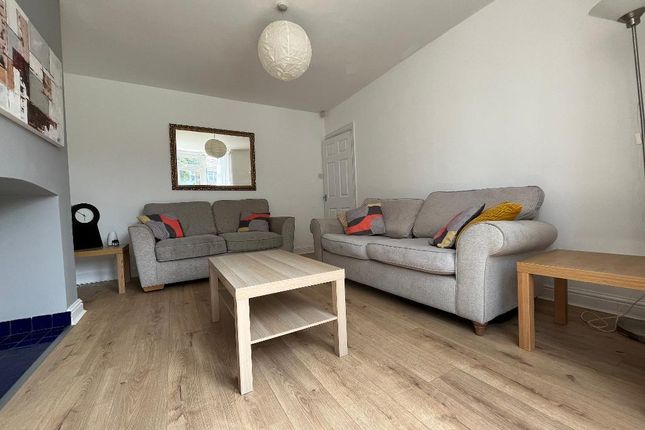 82, Arnfield Road, Manchester photo 2