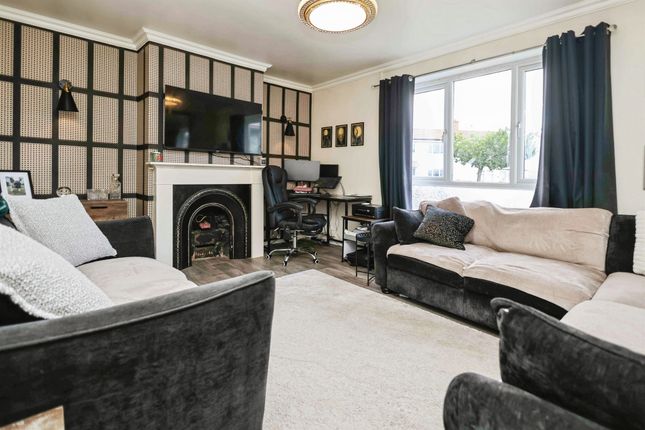 43, Fallindale Road, Birmingham photo 2