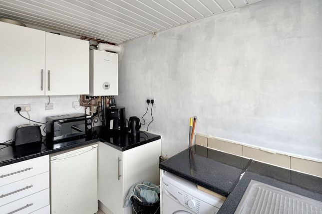 22a, Mersey Road, Widnes photo 3