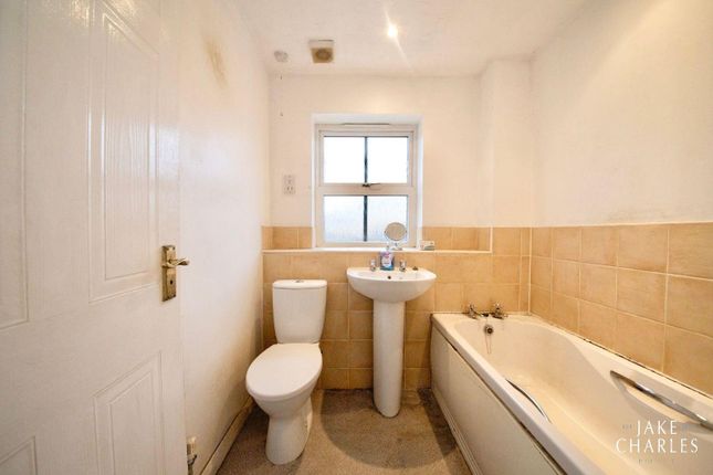 Semi-detached house for sale in Lucern Close, Hammond Street, Cheshunt, Waltham Cross