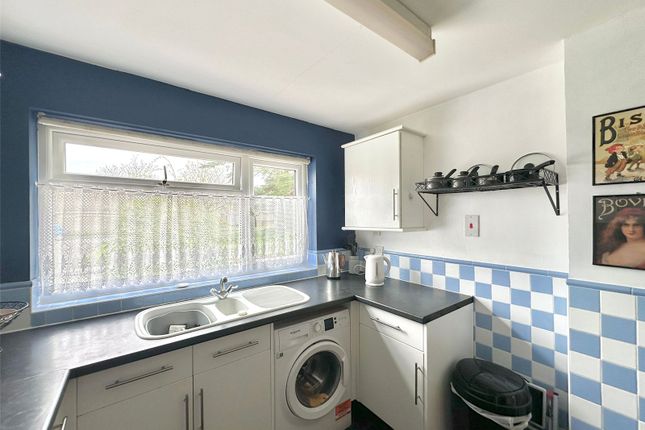 1, Balmoral Drive, Somerset photo 4
