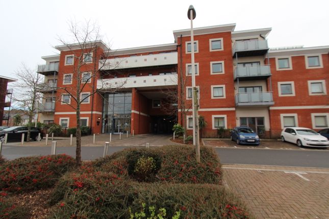 Thumbnail Flat to rent in Rushley Way, Kennet Island, Reading