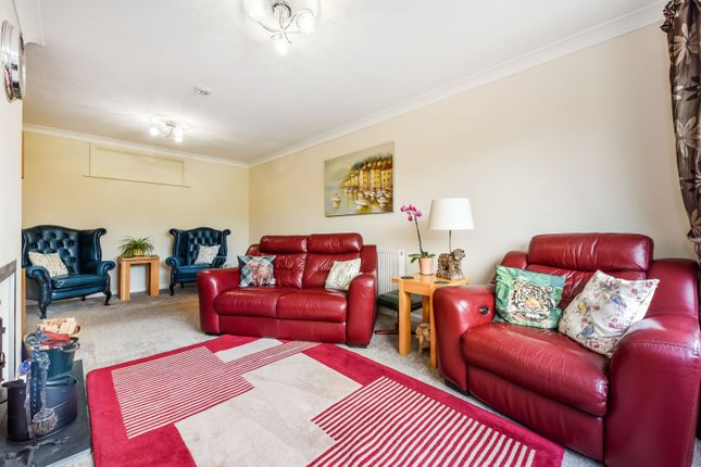 8, Walberton Close, Felpham photo 3