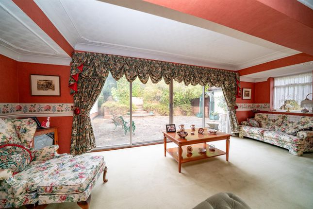 Oakdene, 256, Dunstable Road, Studham photo 4