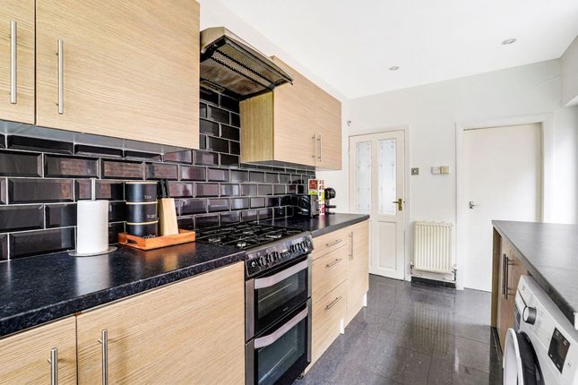 23 Ranelagh Grove, Nottingham photo 4