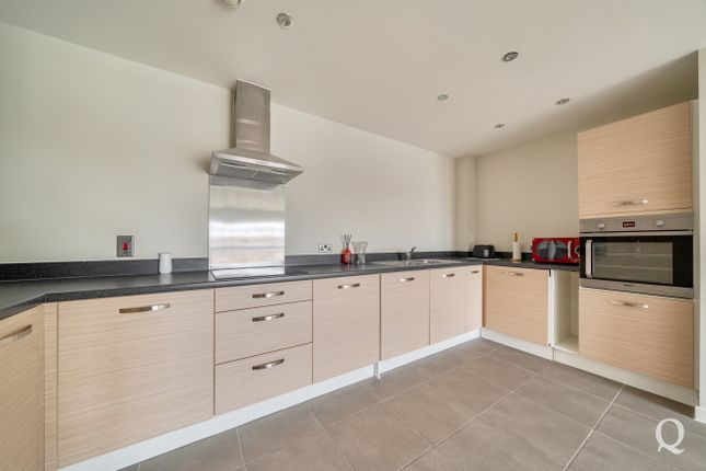 Flat 43, Regis Gate,, North Street, Sittingbourne photo 2