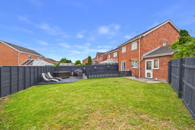 14 Raleigh Drive, Hull, East Riding Of Yorkshire photo 2