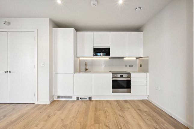 APEX One Nine Elms - Studio, 3, APEX One, Nine Elms photo 5