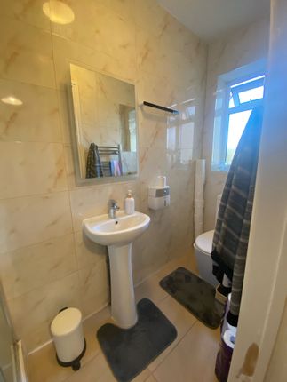 258, Green Lane, Ilford photo 5