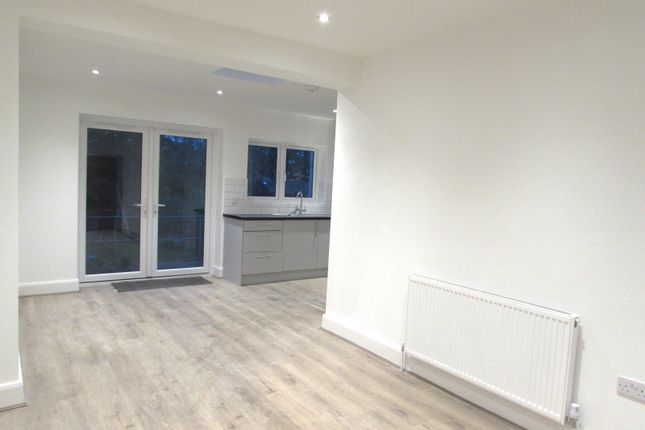 57 Maybank Avenue, Wembley photo 4