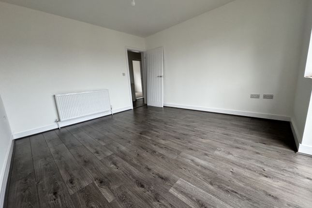 3, Angus Terrace, Peterlee photo 5