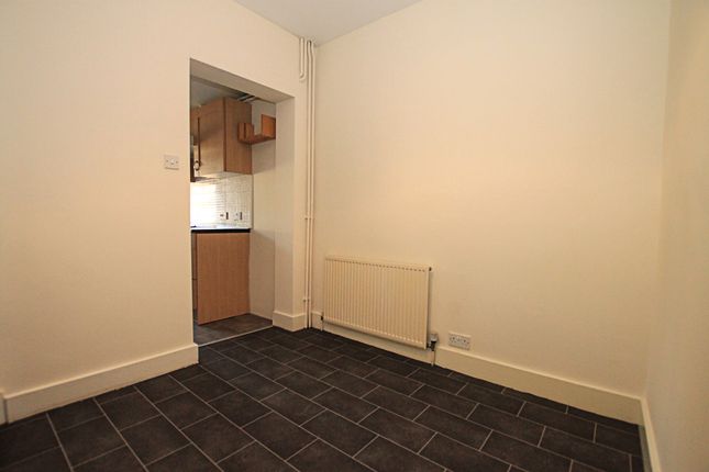 56, Stanley Road, Newmarket photo 5