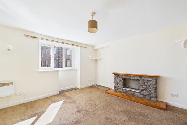 Flat 1R, The Cross, Coupar Angus photo 2