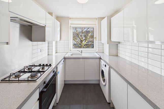 1301a, High Road, London photo 2