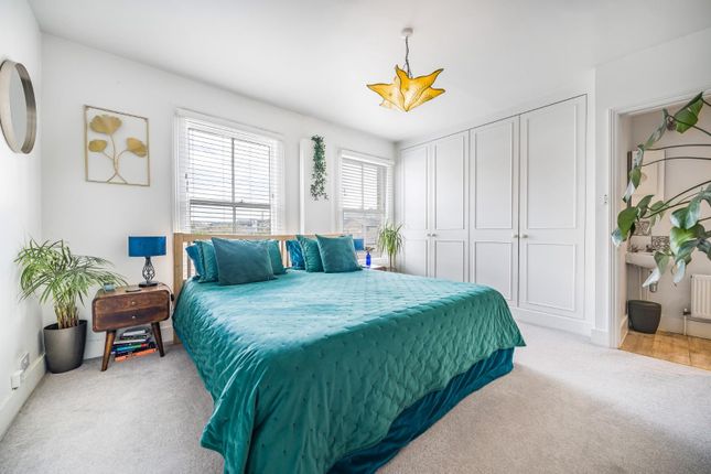 7, Vansittart Road, Windsor photo 4