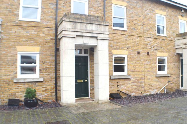 Terraced house to rent in Horseshoe Crescent, The Garrison, Southend On Sea