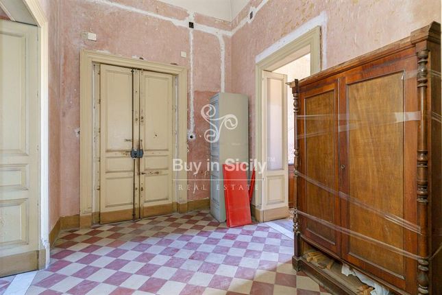 Apartment for sale in Via Monserrato, Sicily, Italy