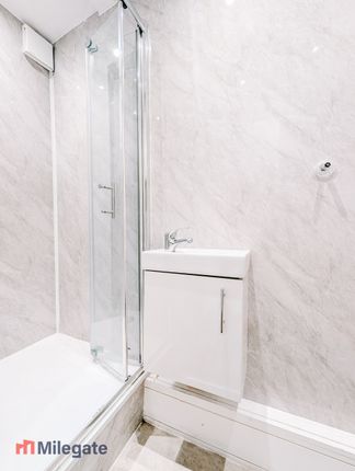 Flat 2 87, Fairview Road, Greater London photo 3