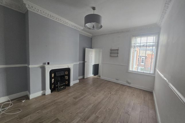 Clifton Terrace, South Shields photo 3