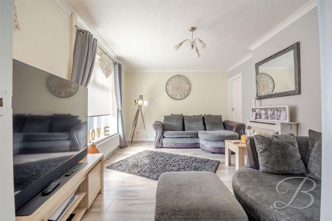134, Carsic Road, Sutton-In-Ashfield photo 3