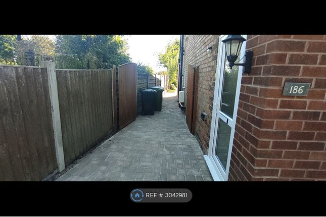 Woodhouse Lane East, Timperley, Altrincham photo 3