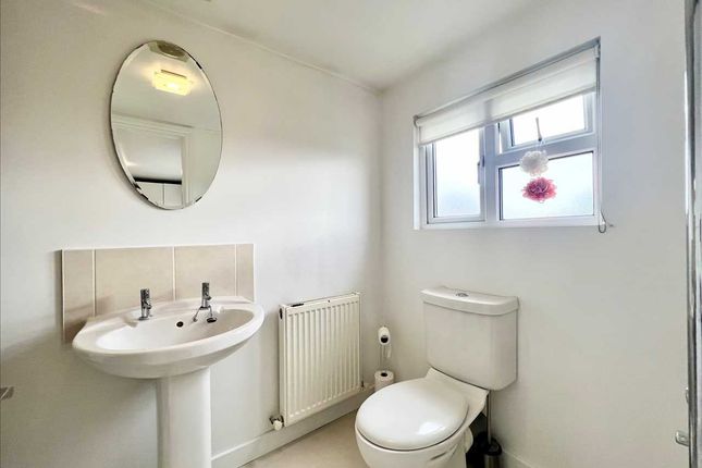 End terrace house for sale in Central Avenue, Southend-On-Sea