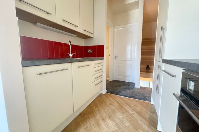 Flat B, Sheffield photo 4