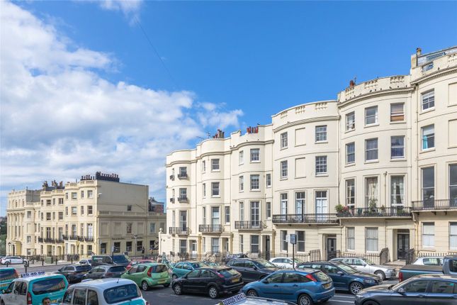 Thumbnail Terraced house to rent in Brunswick Place, Hove