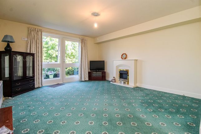 Flat for sale in Whinn Dale, Cecily Close, Normanton