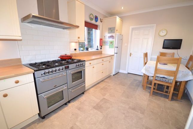 Detached house for sale in Elm Close, Weston Turville, Aylesbury