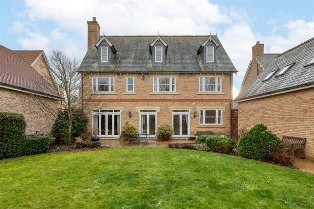 18, Shaftesbury Drive, Hitchin photo 4