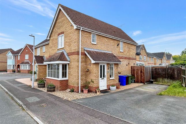 Thumbnail Semi-detached house for sale in Yeates Drive, Kemsley, Sittingbourne