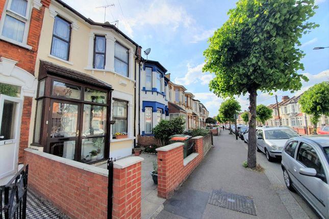 Shakespeare Crescent Manor Park E12 3 Bedroom Terraced