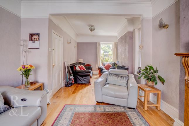 23, Fleeman Grove, Nottingham photo 4