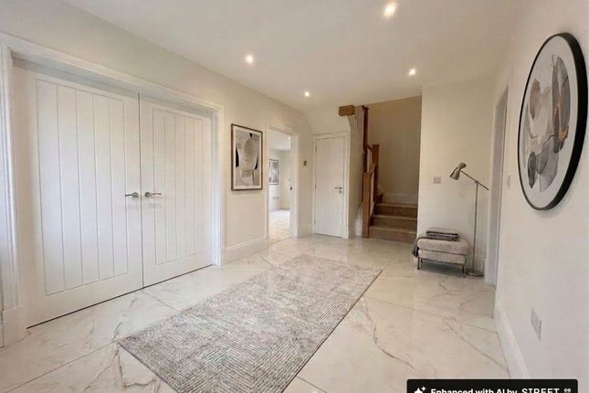 151, Worsley Road photo 3