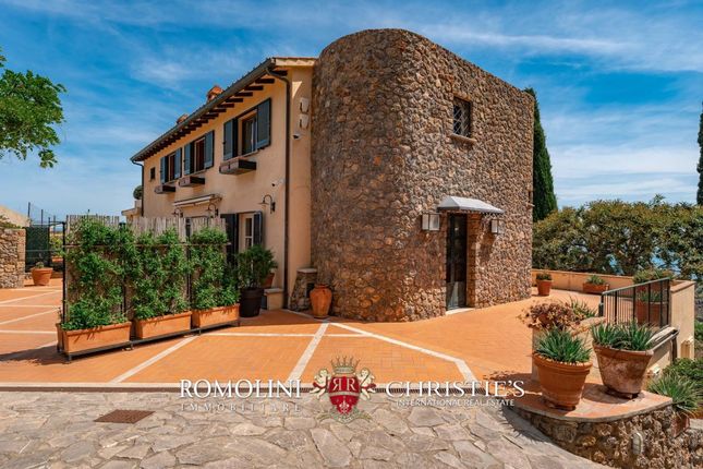Villa for sale in Porto Santo Stefano, Tuscany, Italy