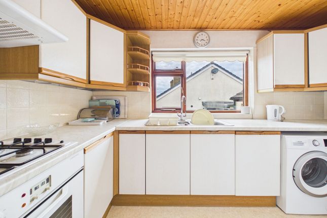 21 Larch Grove, Kendal photo 4