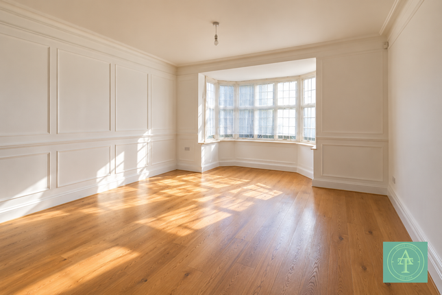 LONDON photo 2