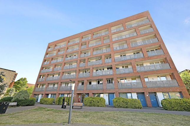 2-bed flat on 4, Maddison Court, 7 Hastings Road, London, £365,000