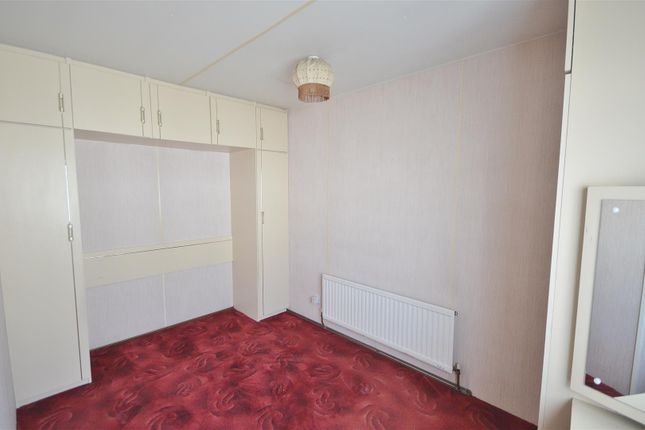 129 Meadowview Park, St. Osyth Road, Little Clacton photo 4