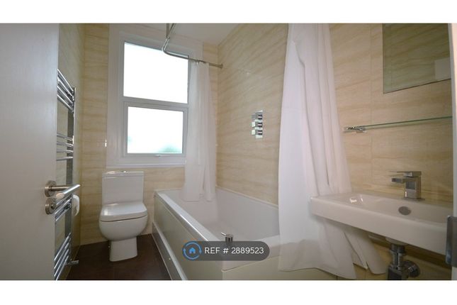 Flat, Coombe Lane, London photo 3