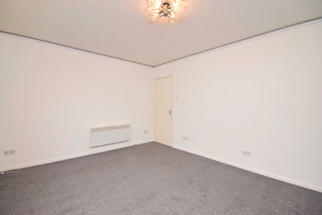 Flat 1/2, 455 Old Shettleston Road, Glasgow photo 4