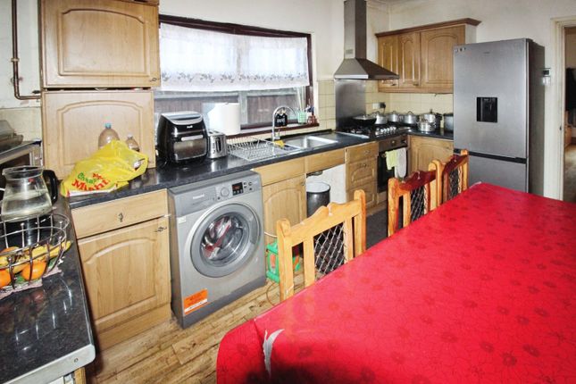 20, Langley Road, West Midlands photo 4