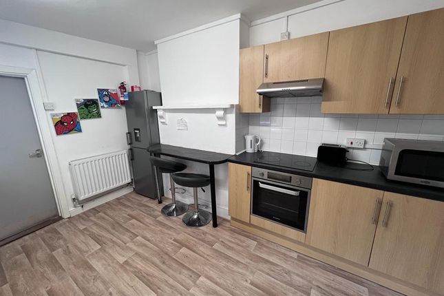 Shared accommodation to rent in Marlborough Road, Brynmill, Swansea