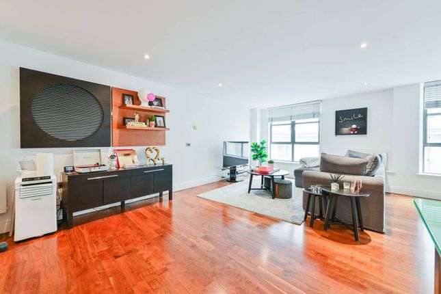 Thumbnail Flat for sale in Harlequin Court, Covent Garden, London