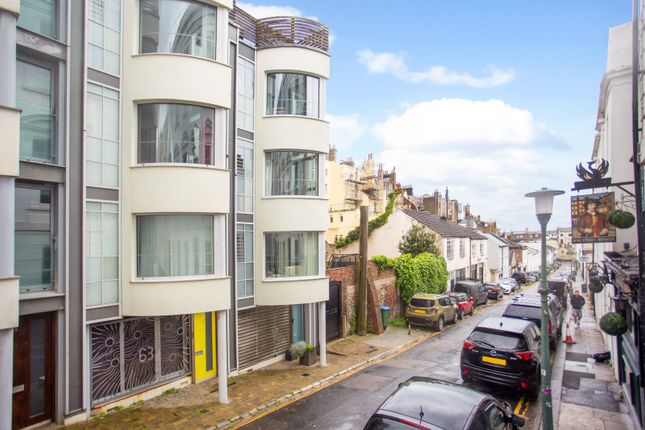 Mews house for sale in Brunswick Street West, Hove
